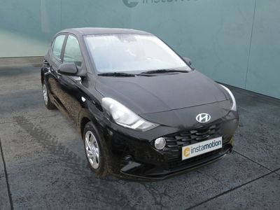 Gebraucht Hyundai i10 Select 67 PS (49 kW) 2021 Schwarz Kleinwagen