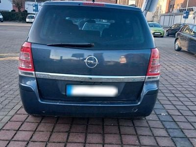Usata Opel Zafira 116 CV (85 kW) 2009 Grigio Monovolume