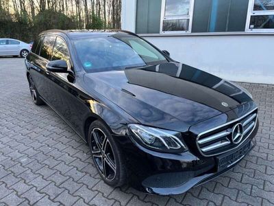 gebraucht Mercedes E220 d T 9G Avantg.LED/NAVI/TOTW/KAM/RFK/19ZOLL