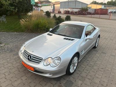 Silber Gebraucht 2002 Mercedes SL500 Cabrio | 38.999 €