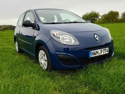 Używany Renault Clio II Campus 58 KM (42 kW) 2007 Sedan/Limuzyna