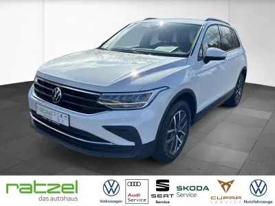Używany VW Tiguan Life 150 KM (110 kW) 2023 Biały SUV