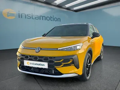 Nowe VW T-Roc Cabriolet 116 KM (85 kW) 2025 Żółty SUV