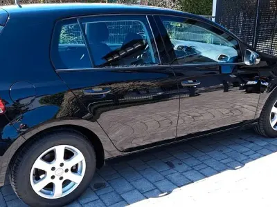 Gebraucht VW Golf VI Comfortline 80 PS (58 kW) 2009 Schwarz Kleinwagen