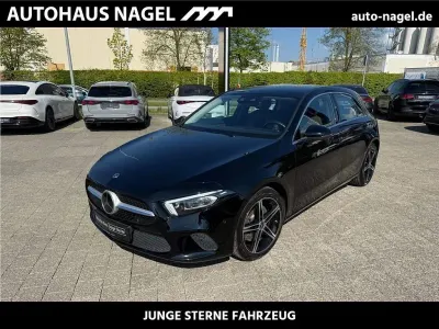 Second-hand Mercedes A250 Progressive 224 CP (164 kW) 2022 Negru Berlinǎ