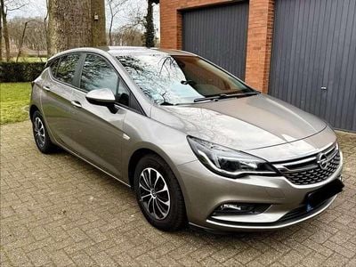 Usata Opel Astra Selection 105 CV (77 kW) 2016 Berlina