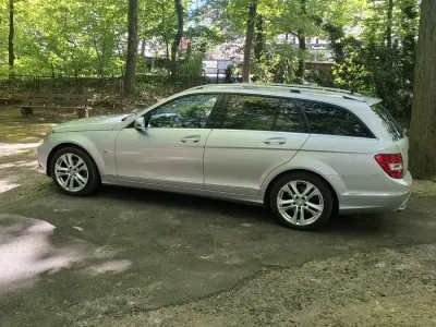 Second-hand Mercedes C220 170 CP (125 kW) 2011 Gri Break