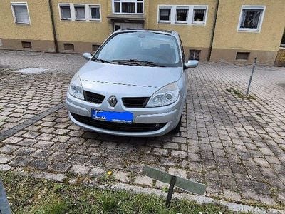 Gebraucht Renault Scénic II Authentique 111 PS (81 kW) 2008 Silber Van / Kleinbus