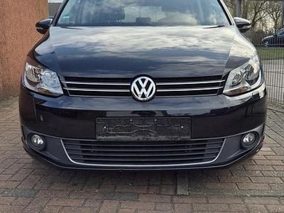 Gebraucht VW Touran 105 PS (77 kW) 2012 Schwarz Van / Kleinbus