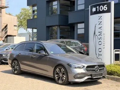 Gebraucht Mercedes C220 Avantgarde 220 PS (161 kW) 2023 Selenitgrau  metalliclack Kombi