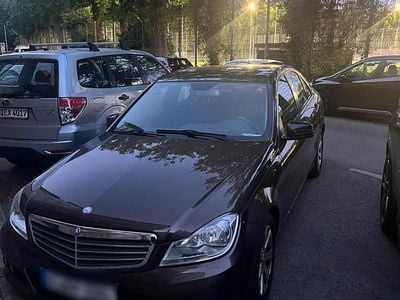 Gebraucht Mercedes C180 156 PS (114 kW) 2013 Braun Limousine