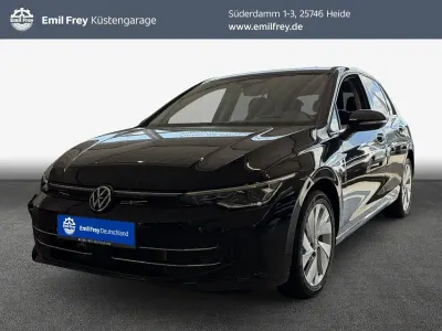 Gebraucht VW Golf VIII Style 150 PS (110 kW) 2026 Schwarz Limousine