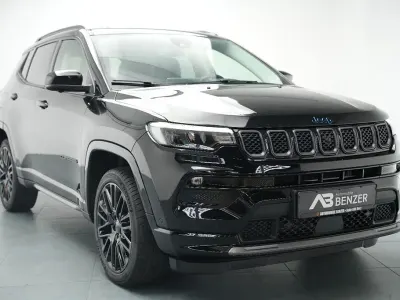 Gebraucht Jeep Compass 179 PS (131 kW) 2022 Schwarz SUV