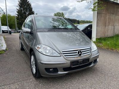 gebraucht Mercedes A200 ELEGANCE PDC*SHZ*KLIMA*TEMPOMAT