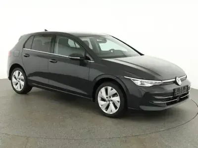 Neu VW Golf VIII Style 204 PS (150 kW) 2025 Andere Limousine