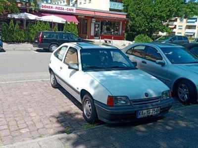 gebraucht Opel Kadett E mit Gutachten.