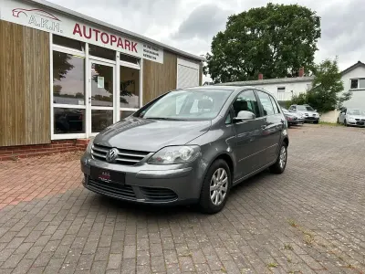 Gebraucht VW Golf IV Comfortline 75 PS (55 kW) 2005 United grey metallic Kleinwagen