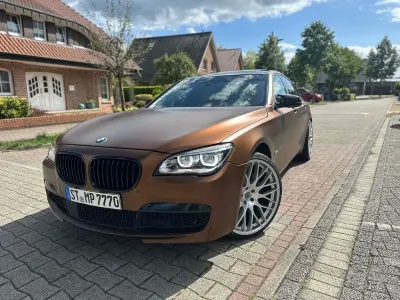 Gebraucht BMW 740 M Sport 306 PS (225 kW) 2011 Blau Limousine