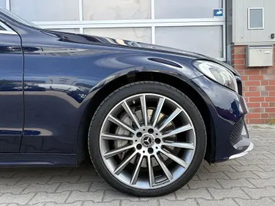 Gebraucht Mercedes C400 AMG line 333 PS (244 kW) 2018 Blau Limousine