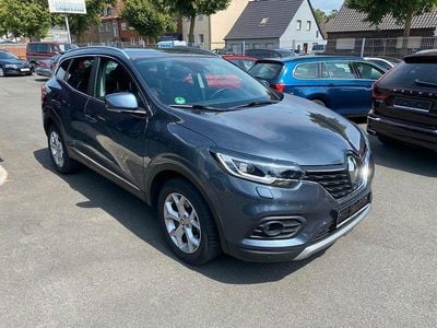 Gebraucht Renault Kadjar LIMITED Deluxe 140 PS (102 kW) 2019 Blau SUV