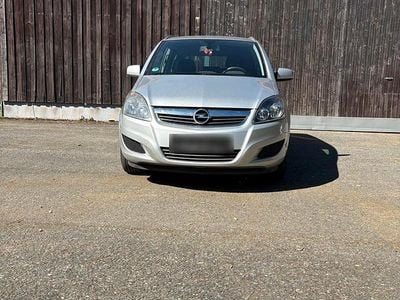 Gebraucht Opel Zafira 140 PS (102 kW) 2010 Silber Van / Kleinbus