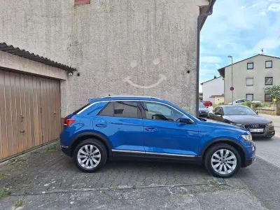 Gebraucht VW T-Roc Style 150 PS (110 kW) 2021 Blau SUV