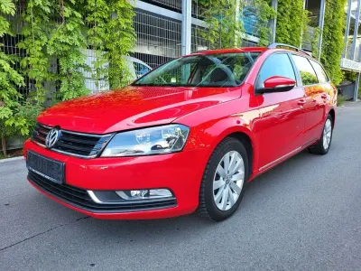 Gebraucht VW Passat 105 PS (77 kW) 2013 Rot Kombi