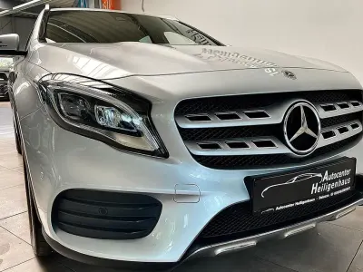 Gebraucht Mercedes GLA200 AMG line 156 PS (114 kW) 2019 Silber SUV