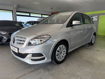 Mercedes B200