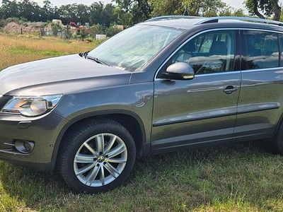 Grau Gebraucht 2011 VW Tiguan Sportline SUV | 11.199 € (Fairer Preis)