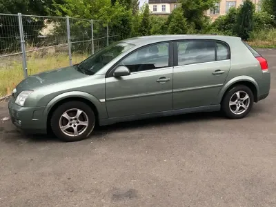Gebraucht Opel Signum Edition 150 PS (110 kW) 2004 Grün Kleinwagen