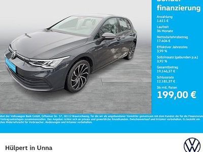 Gebraucht VW Golf VIII Life 131 PS (96 kW) 2022 Grau Limousine