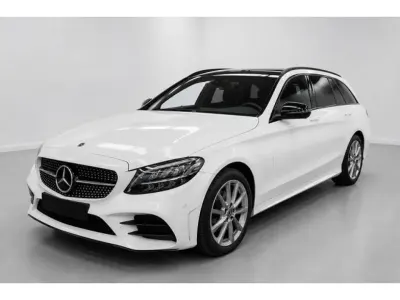 Gebraucht Mercedes C200 AMG 160 PS (117 kW) 2021 Polarweiss Kombi