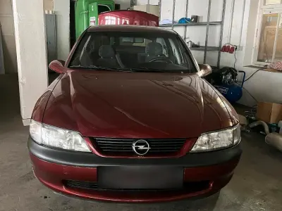 Gebraucht Opel Vectra 75 PS (55 kW) 1996 Rot Limousine