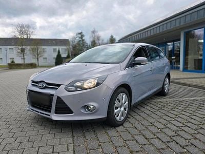 Gebraucht Ford Focus 105 PS (77 kW) 2011 Kombi
