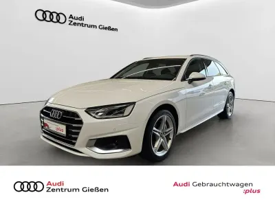 Używany Audi A4 Advanced 204 KM (150 kW) 2023 Biały Kombi