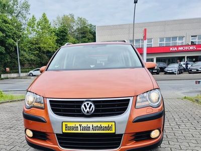VW Touran Cross
