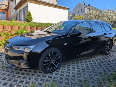 Gebraucht Opel Insignia 174 PS (127 kW) 2020 Schwarz Kombi