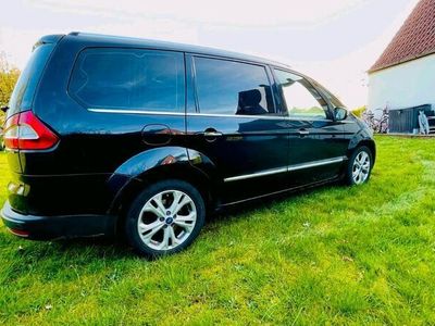 gebraucht Ford Galaxy 2,0 TDCi Titanium PowerShif. 7-Sitzer