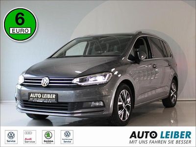 Gebraucht VW Touran Highline 150 PS (110 kW) 2019 Grau Van / Kleinbus