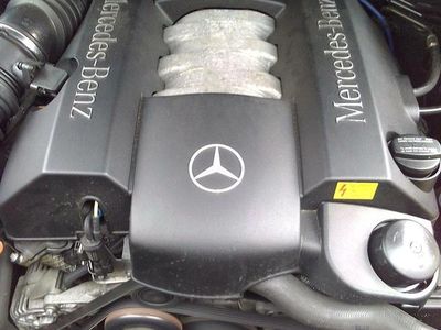 Gebraucht Mercedes E240 Avantgarde 170 PS (125 kW) 1999 Violet Limousine