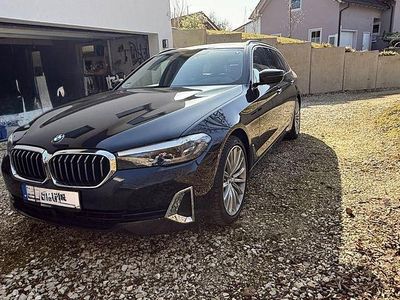 Gebraucht BMW 530 Luxury Line 286 PS (210 kW) 2023 Schwarz Kombi