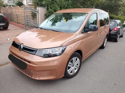Gebraucht VW Caddy Maxi 102 PS (75 kW) 2023 Braun Van / Kleinbus