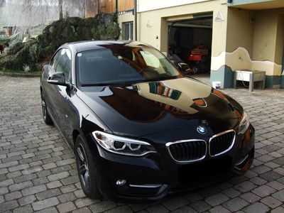 Schwarz metallic Gebraucht 2014 BMW 220 Sport Line Coupé | 24.500 €