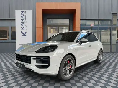 Gebraucht Porsche Cayenne S Sport 519 PS (381 kW) 2025 Kreide SUV