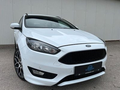 Gebraucht Ford Focus ST-Line 140 PS (102 kW) 2018 Weiß Kombi