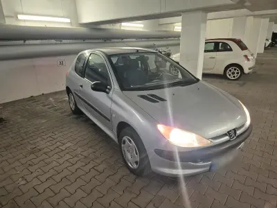 Gebraucht Peugeot 206 60 PS (44 kW) 1999 Grau Kleinwagen