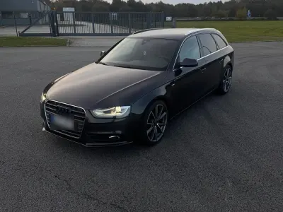 Gebraucht Audi A4 S-Line 204 PS (150 kW) 2012 Schwarz Kombi