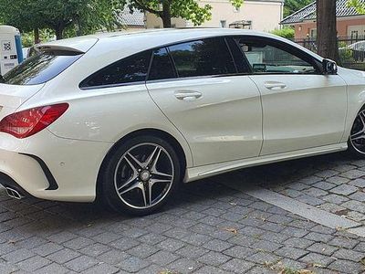 Weiß Gebraucht 2015 Mercedes CLA250 AMG line Limousine | 20.500 € (Fairer Preis)
