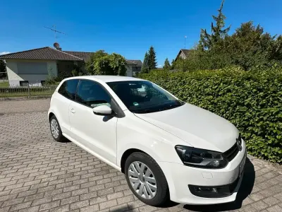 Gebraucht VW Polo Team 105 PS (77 kW) 2011 Weiß Kleinwagen